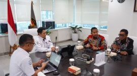Foto Bupati Sumenep Achmad Fauzi Wongsojudo dengan Kementerian Kelautan dan Perikanan (KKP)