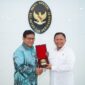 Wakil Menteri transmigrasi Viva Yoga Bersama wakil Menteri Kelautan dan perikanan Didit Herdiawan Ashaf, di Kantor KKP, Gambir, Jakarta, 9/7/2026