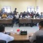 Suasana silaturahmi dan dialog Kapolresta Sumenep bersama jurnalis, aktivis, serta elemen masyarakat, Jumat (24/7/2026).