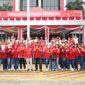 Dengan berseragam kaos merah putih seluruh Pegawai Kementrans dan Kemendes PDT,Mengikuti Kick Of  Festifal Merah Putih dilapangan parkir komplek dua kemetrian Kalibata Jakarta