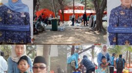 Moh. Arsya Hidayatullah bersama ibunda, sesaat setelah menerima paket bantuan dari kegiatan khitan massal di Pantai Slopeng, Sumenep. Foto: Moh. Ali Hasan / JatimEkspos.com