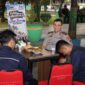 Suasana hangat Kapolresta Sumenep bersilaturahmi dengan warga dan mitra pengemudi daring di Taman Bunga Sumenep.
